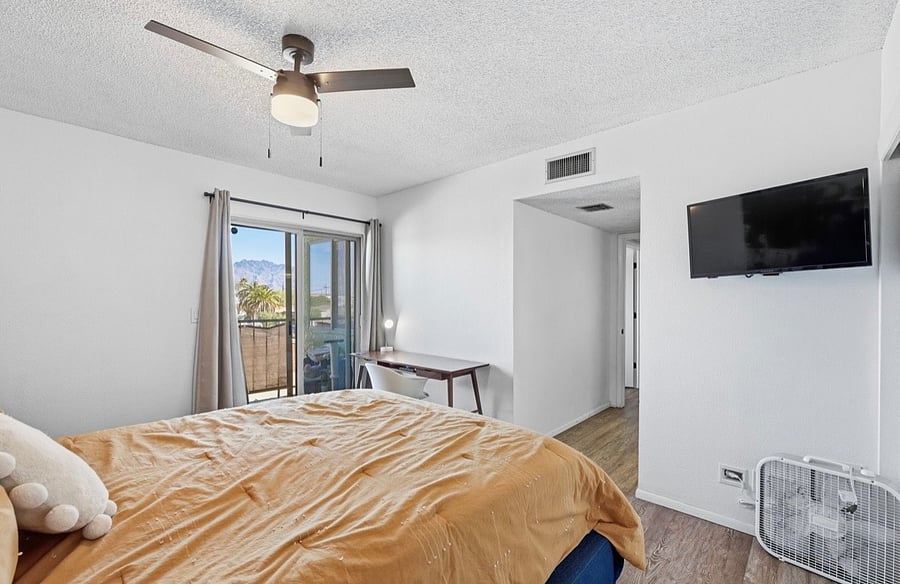 Furnished Finder property 702380_1 photo 12