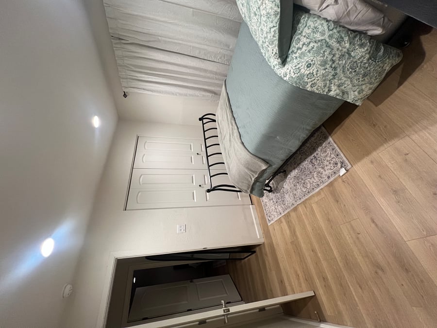 Furnished Finder property 702400_1 photo 8