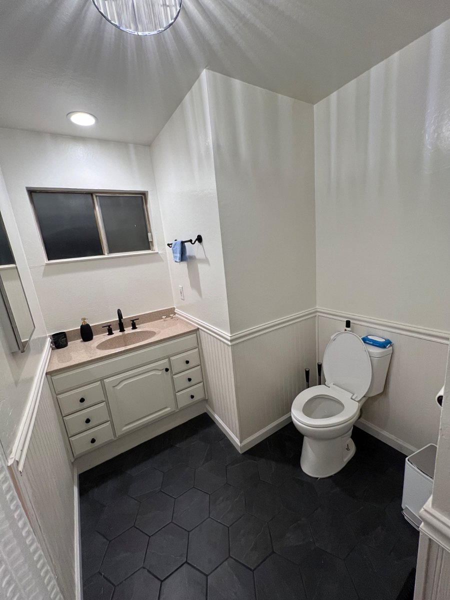 Furnished Finder property 702400_1 photo 11