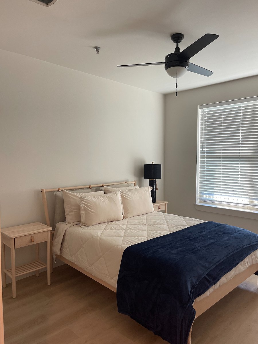 Furnished Finder property 702417_1 photo 8