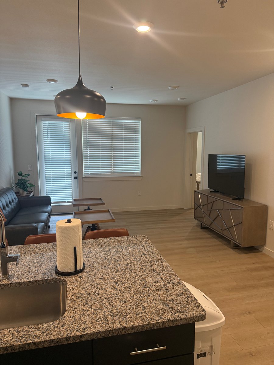Furnished Finder property 702417_3 photo 10