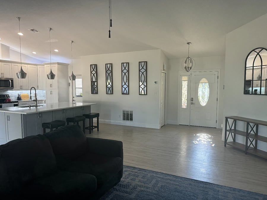 Furnished Finder property 702428_1 photo 5