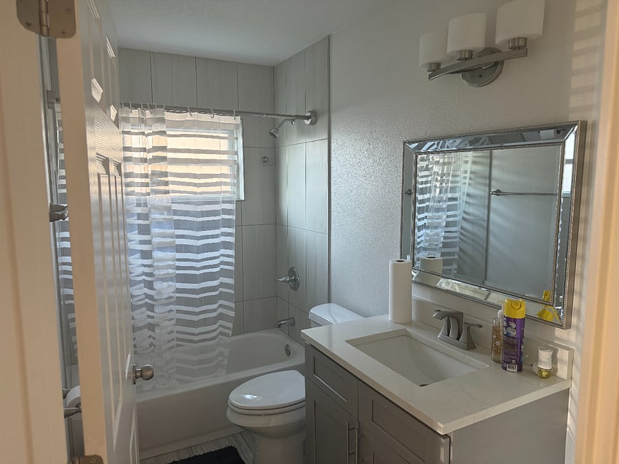 Furnished Finder property 702428_1 photo 9