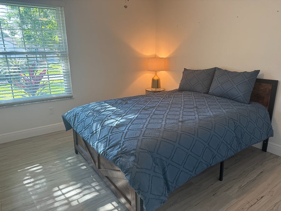 Furnished Finder property 702428_1 photo 10