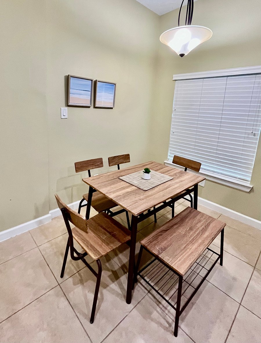 Furnished Finder property 702456_1 photo 4
