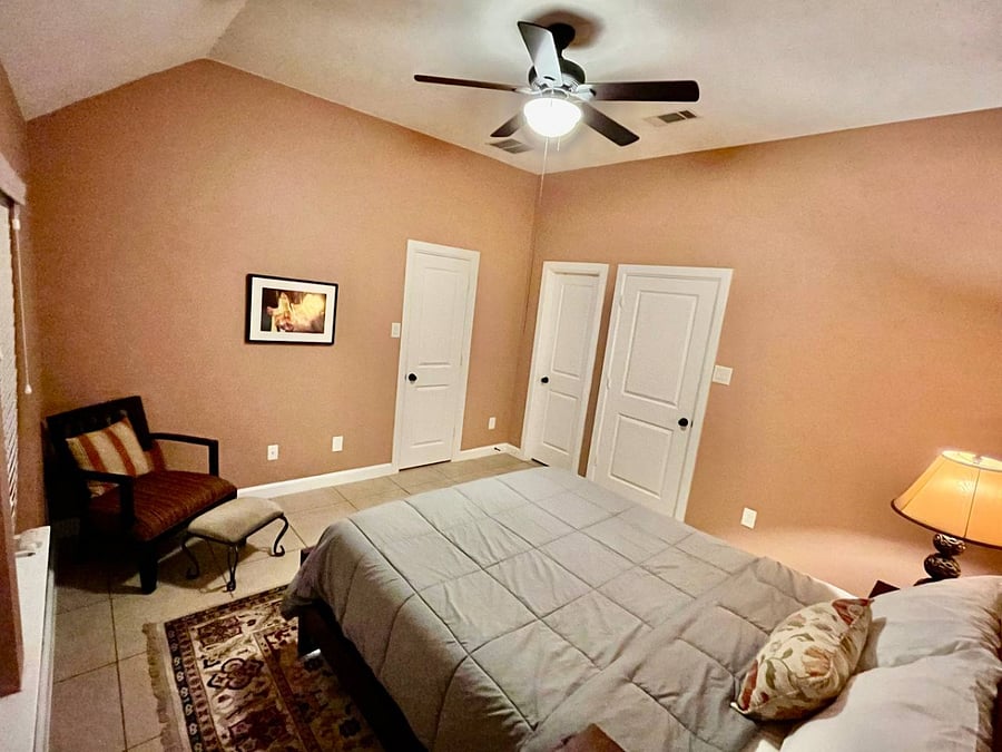 Furnished Finder property 702456_1 photo 18
