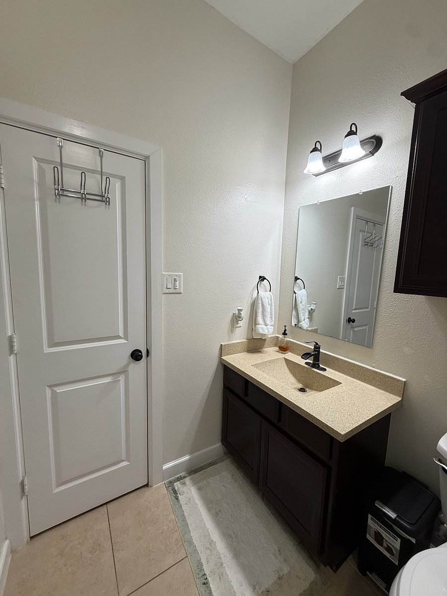 Furnished Finder property 702456_1 photo 44