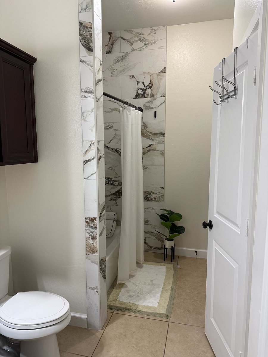 Furnished Finder property 702456_1 photo 45