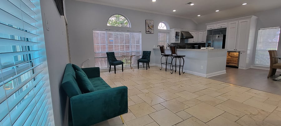 Furnished Finder property 702459_1 photo 6