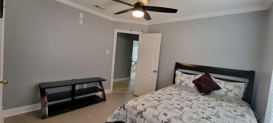 Furnished Finder property 702459_1 photo 24