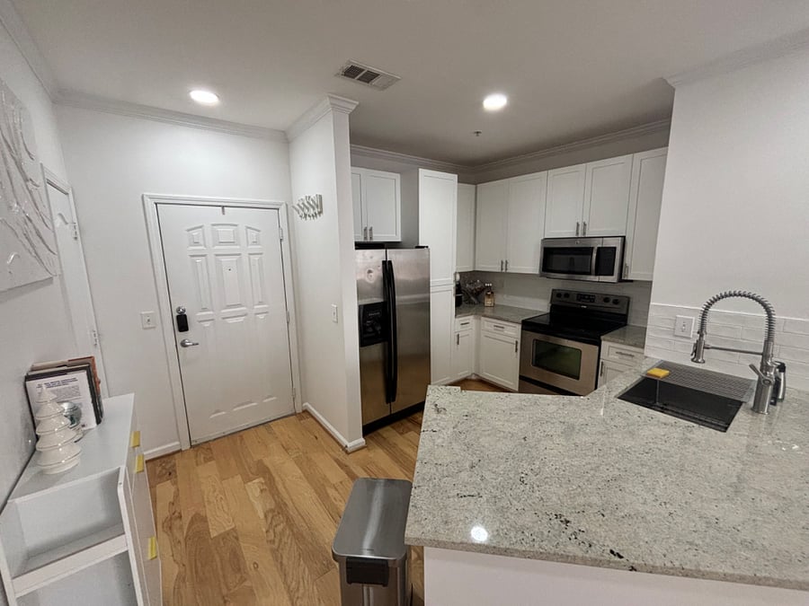 Furnished Finder property 702479_1 photo 4