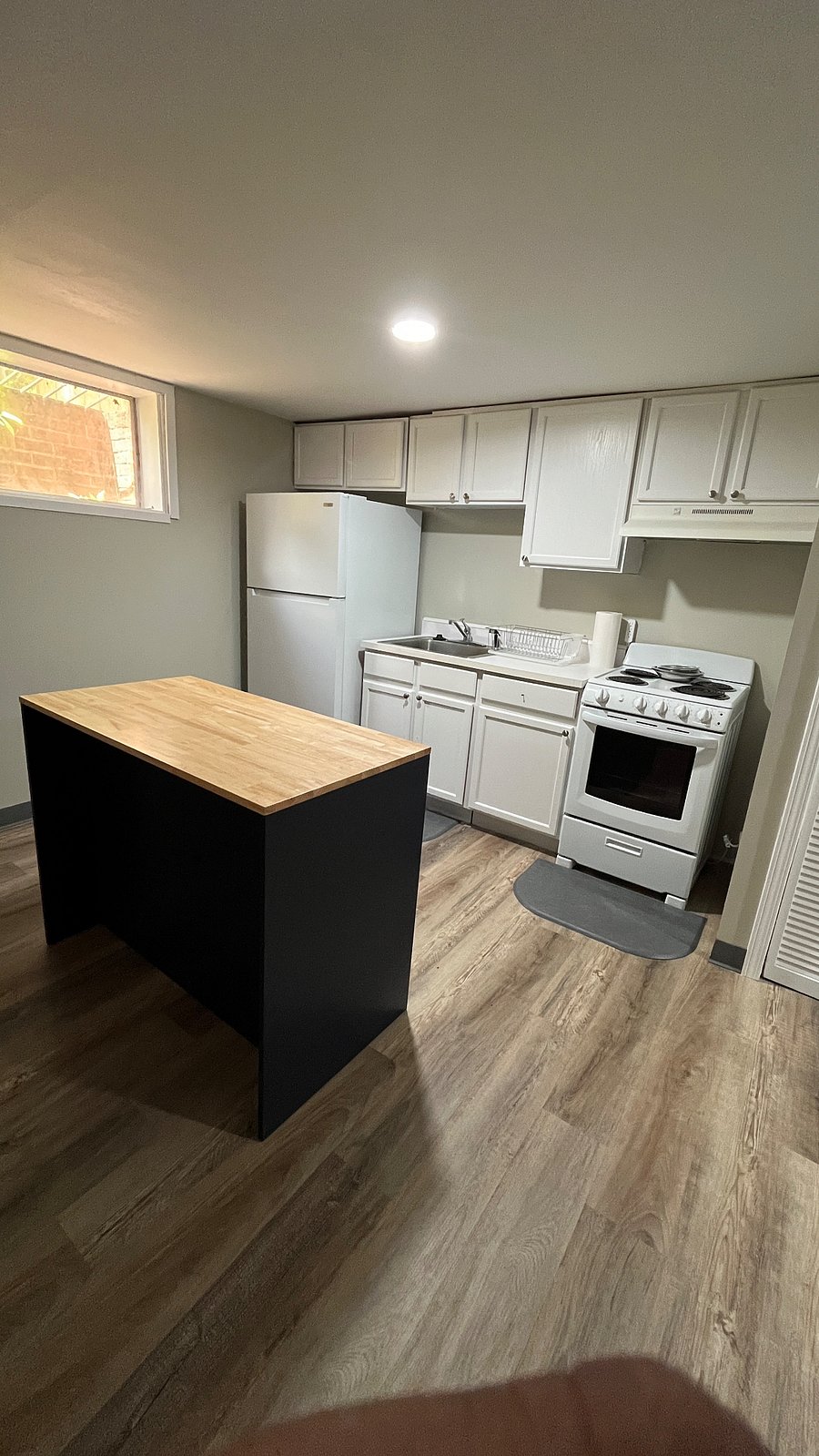 Furnished Finder property 702487_1 photo 9