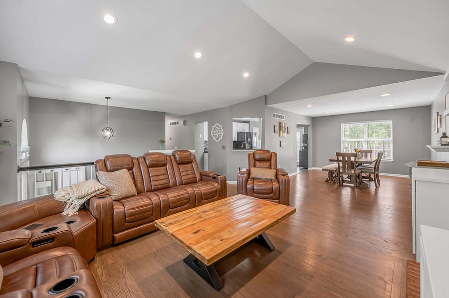 Furnished Finder property 702502_1 photo 5