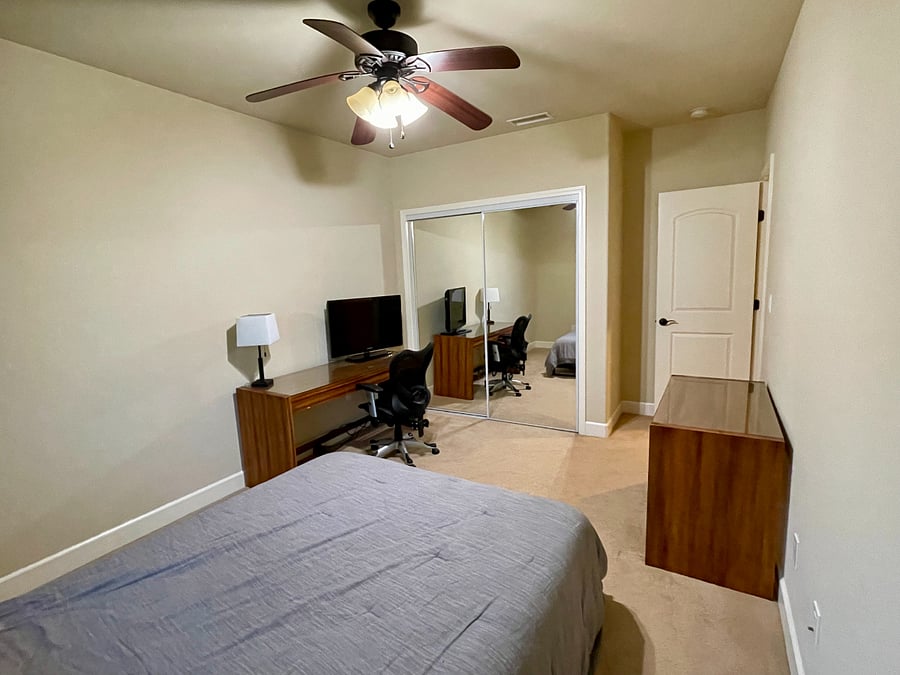 Furnished Finder property 702553_1 photo 5