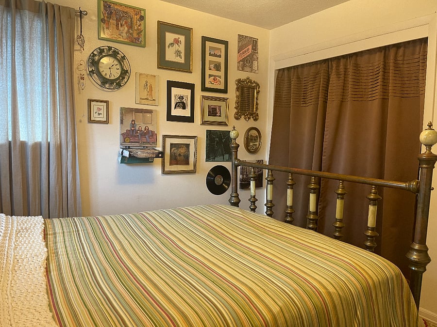 2nd bedroom, closet