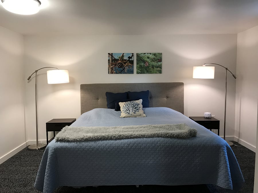 Bedroom with King Size bed.
