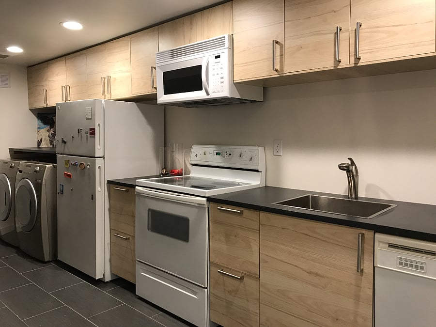 Kitchen with full size appliances. 