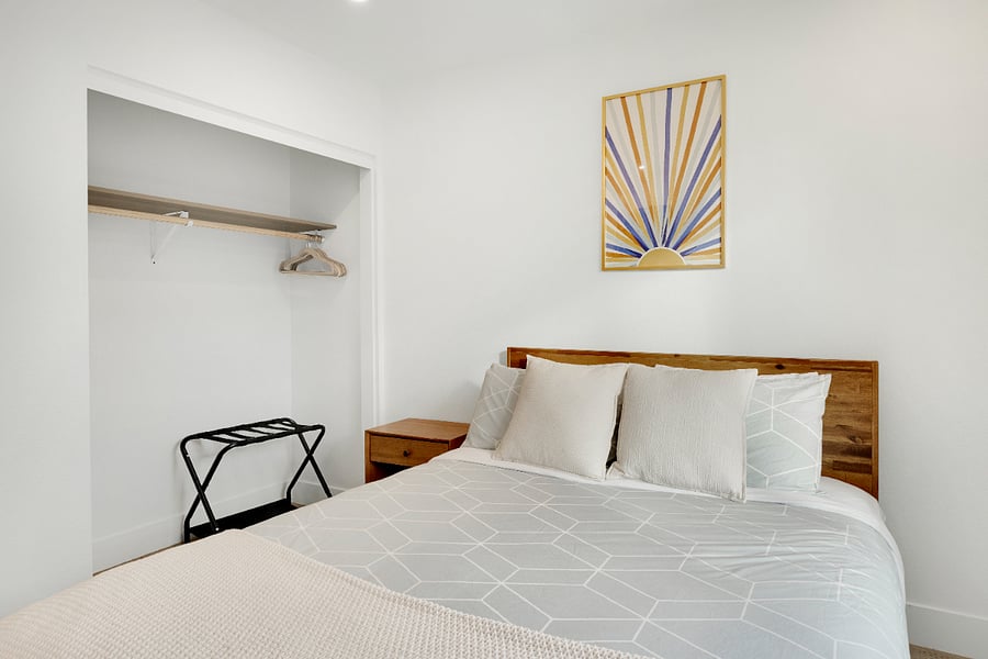 Furnished Finder property 702559_1 photo 25