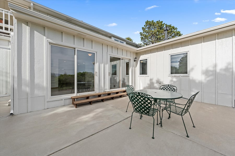 Furnished Finder property 702570_1 photo 22