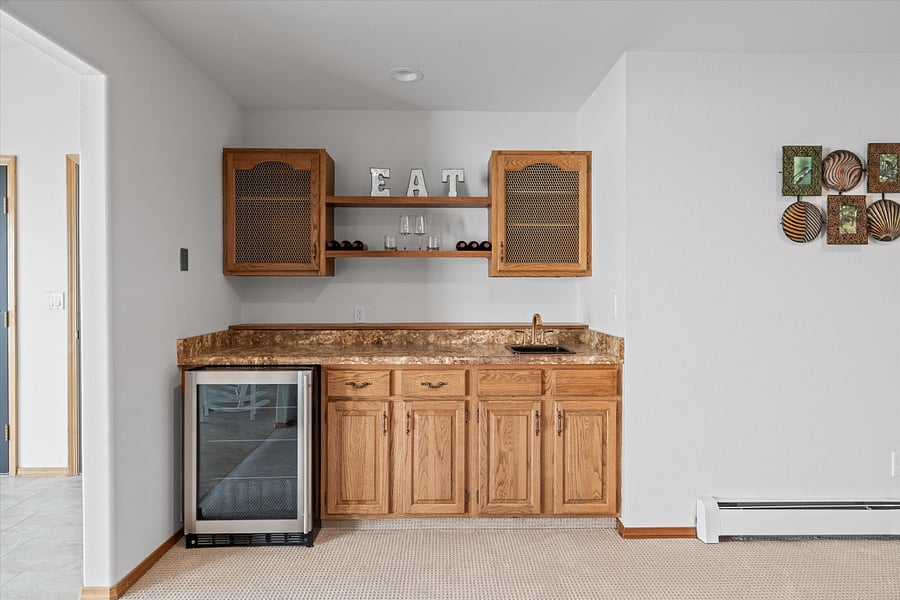 Furnished Finder property 702570_1 photo 14