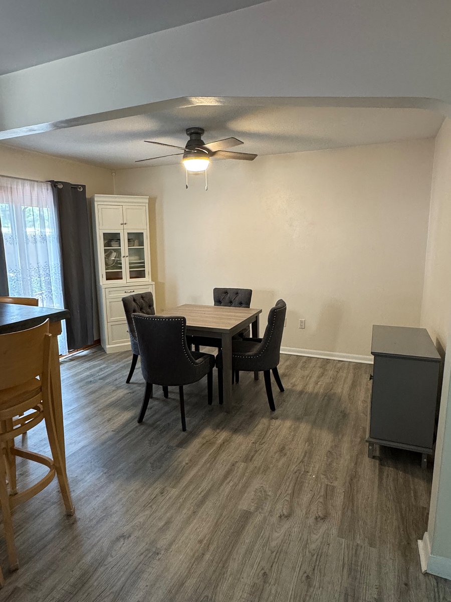 Furnished Finder property 702601_1 photo 3