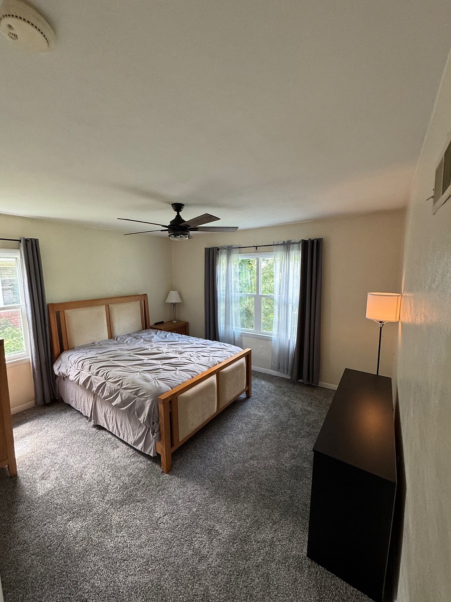 Furnished Finder property 702601_1 photo 6