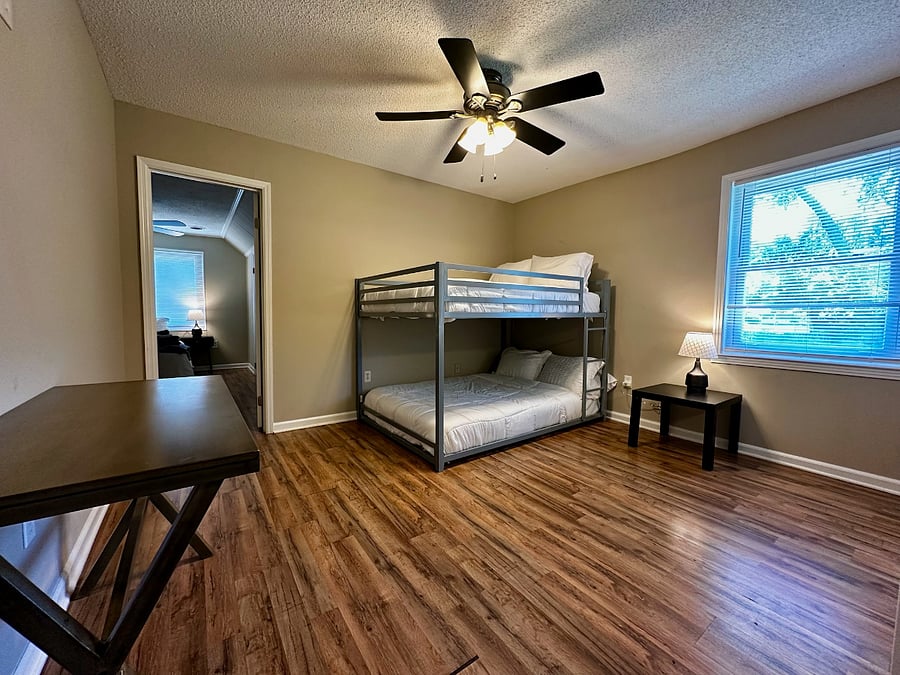 Furnished Finder property 702627_1 photo 24