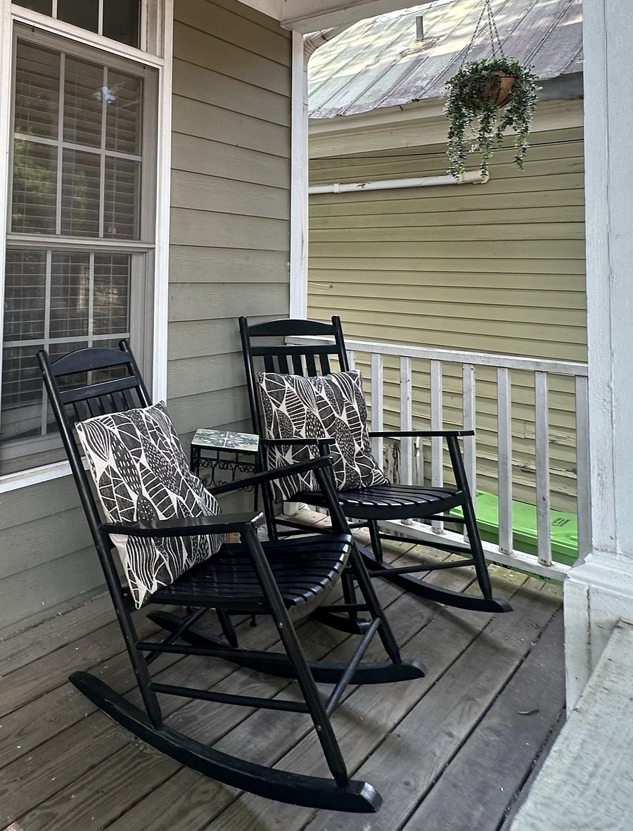 Furnished Finder property 702630_1 photo 8