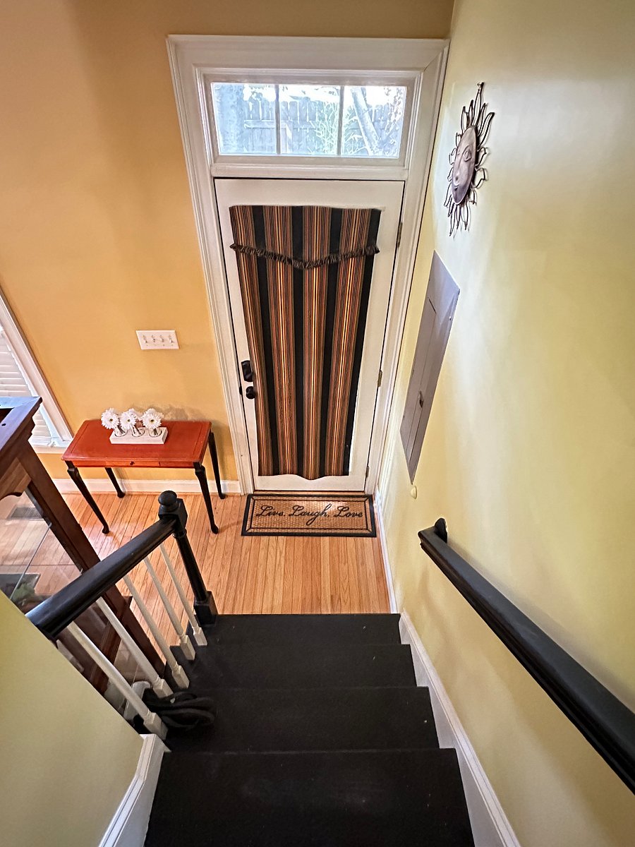 Furnished Finder property 702630_1 photo 15