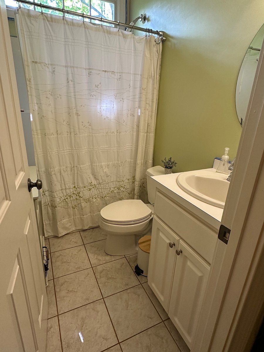 Furnished Finder property 702630_1 photo 23