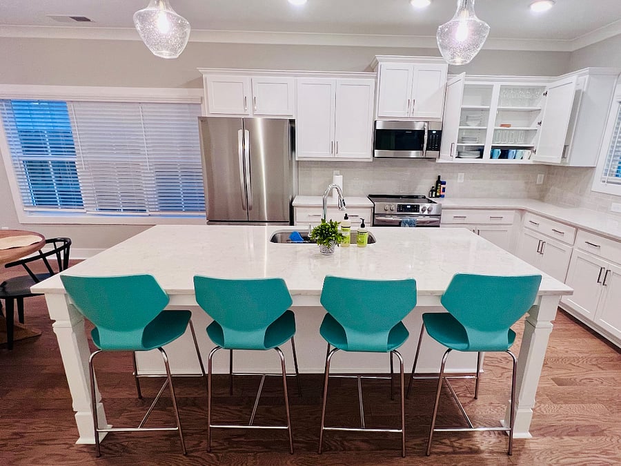 Fully Stocked Kitchen
