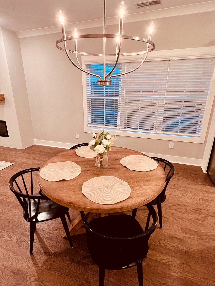 Dinning Table