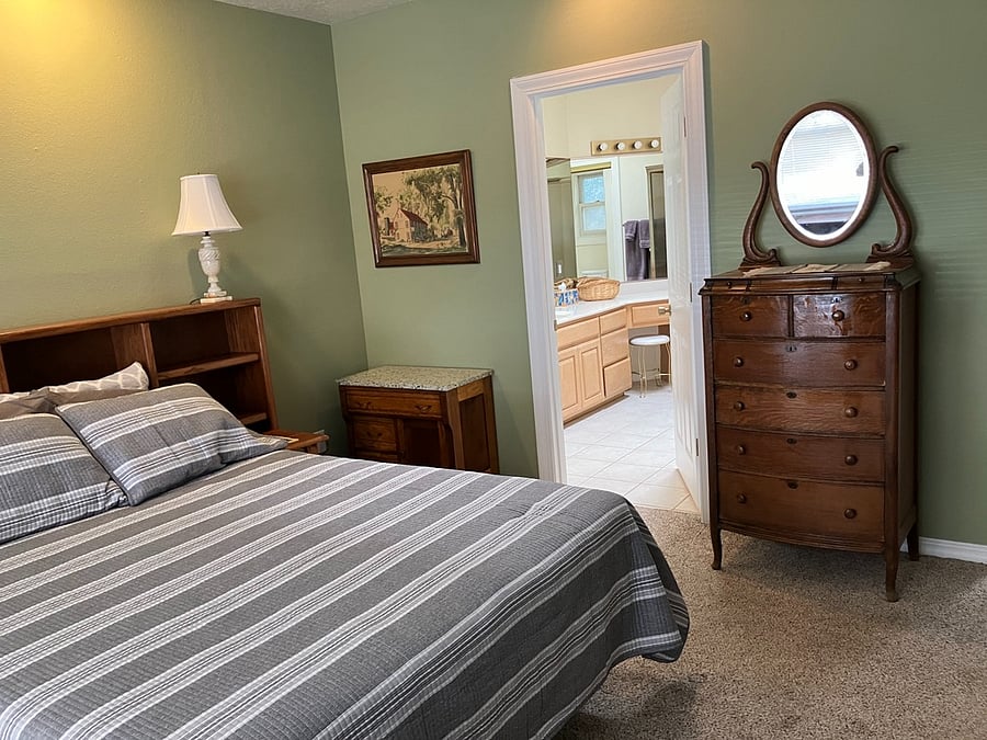 Furnished Finder property 702672_1 photo 15