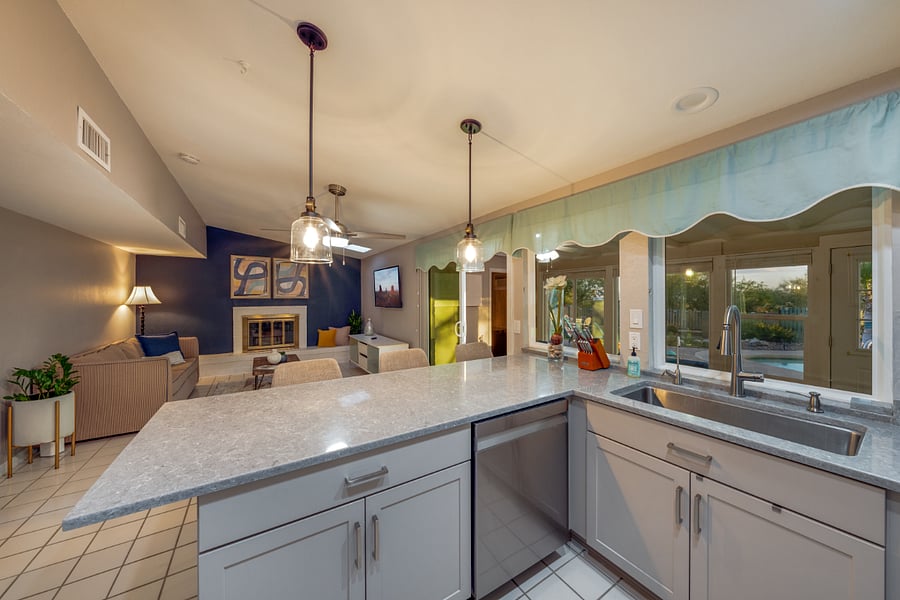 Furnished Finder property 702687_1 photo 14