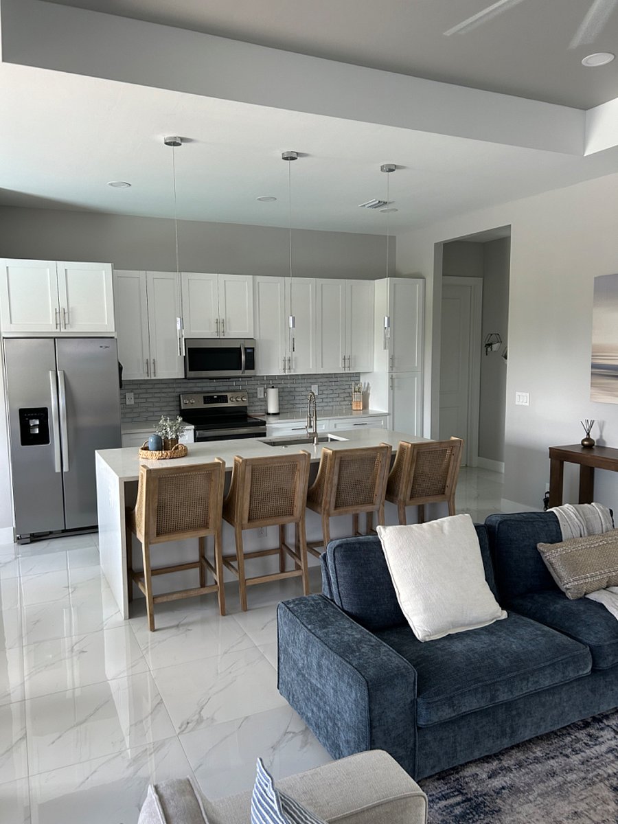 Furnished Finder property 702725_1 photo 6
