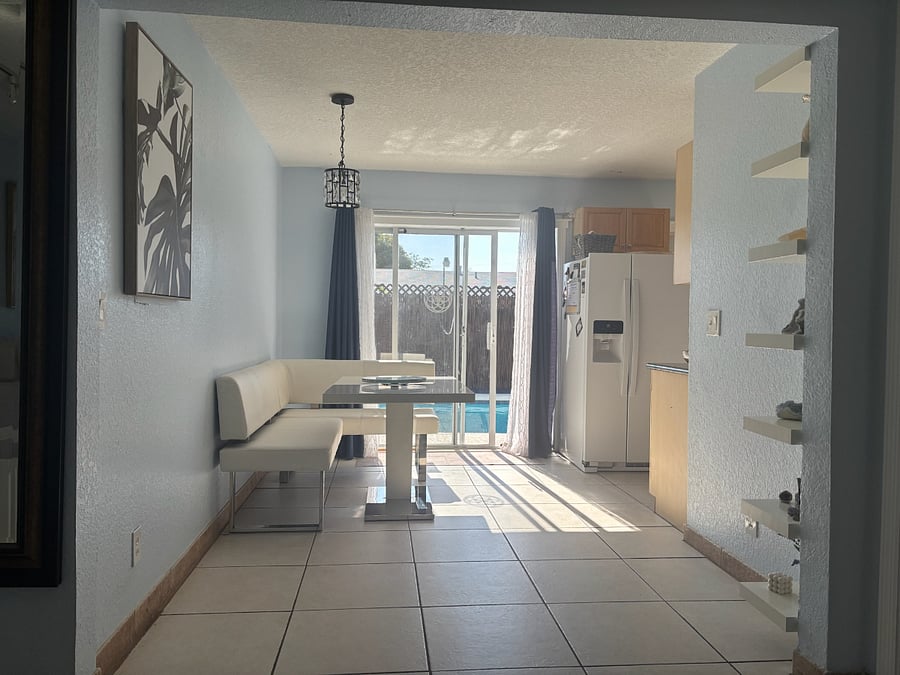 Furnished Finder property 702737_1 photo 7