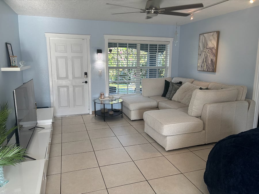 Furnished Finder property 702737_1 photo 9
