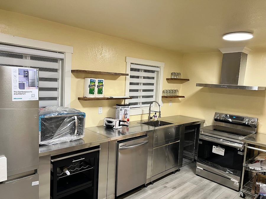 Furnished Finder property 702743_2 photo 8