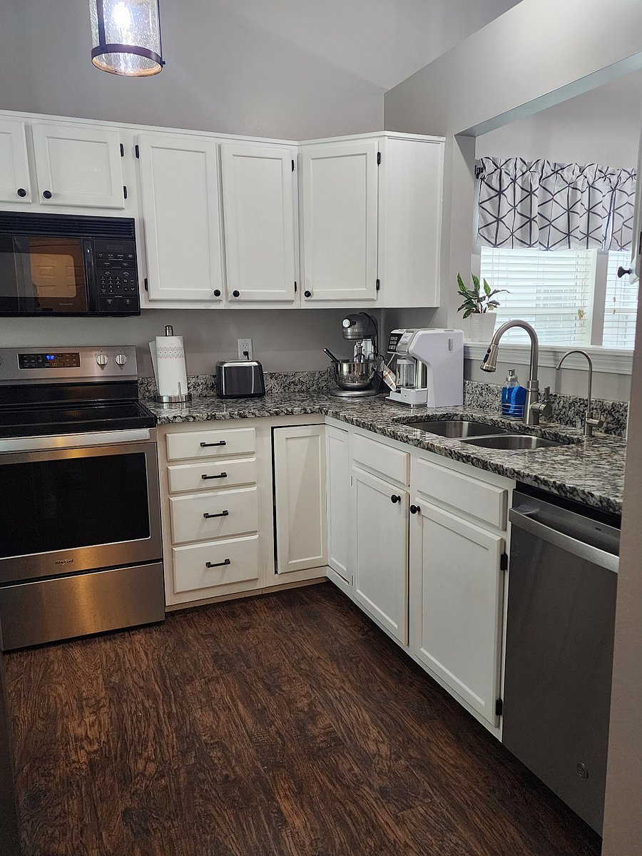 Furnished Finder property 702750_2 photo 7