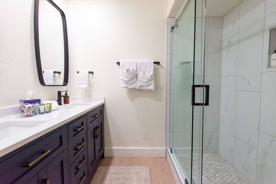 Bathroom 4 - Shower