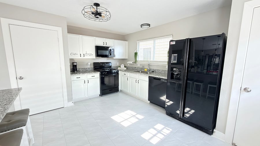 Furnished Finder property 702798_1 photo 8
