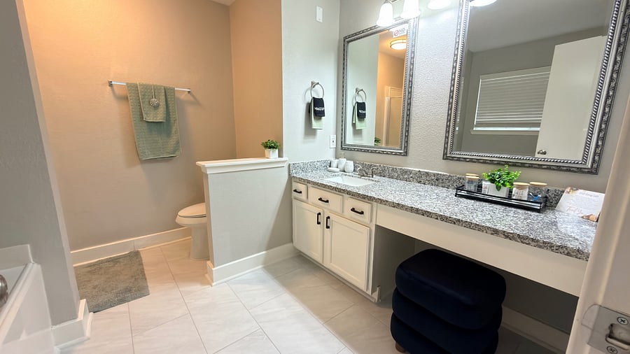 Furnished Finder property 702798_1 photo 15