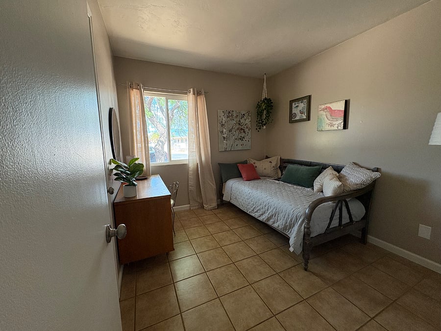 Furnished Finder property 702801_1 photo 5