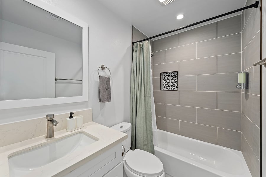Furnished Finder property 702808_1 photo 21