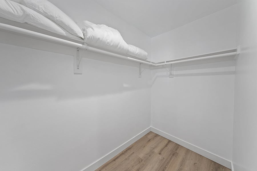 Furnished Finder property 702808_1 photo 32
