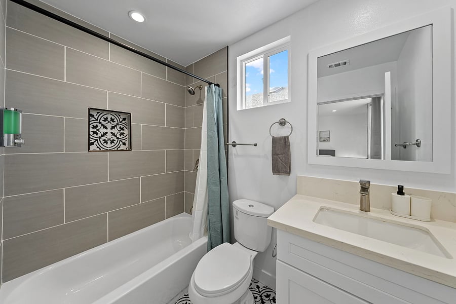 Furnished Finder property 702808_1 photo 40