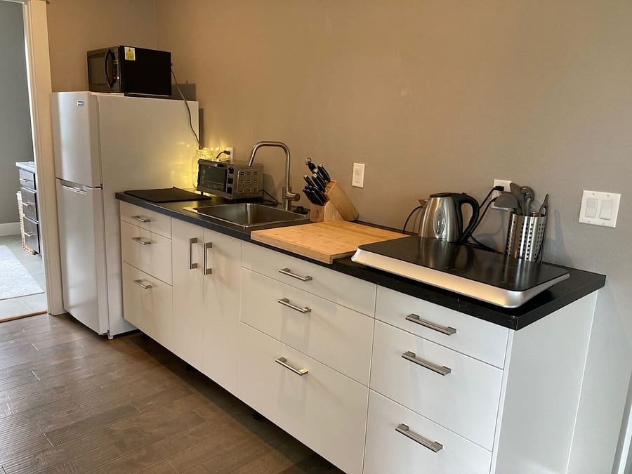 Furnished Finder property 702837_1 photo 2