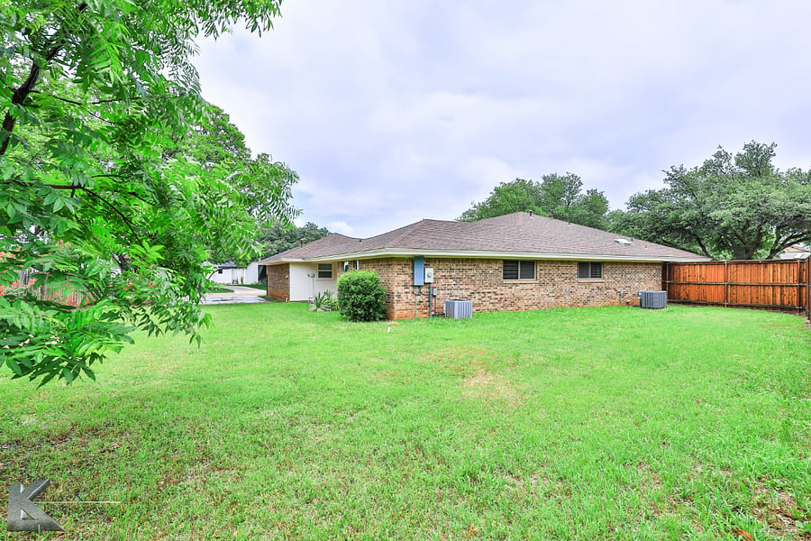 Furnished Finder property 702854_1 photo 19
