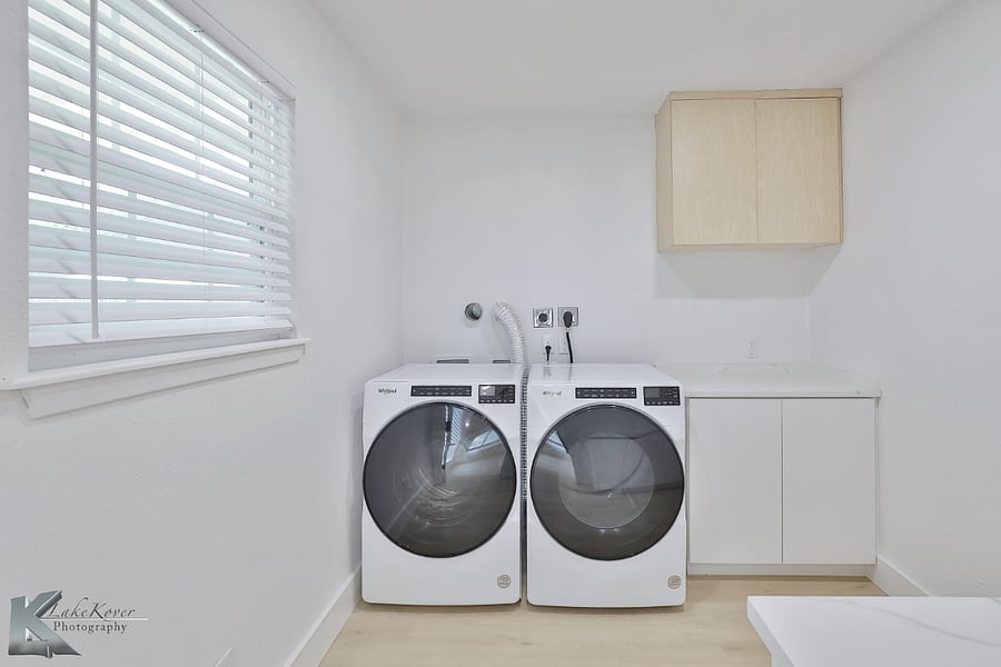 Furnished Finder property 702854_1 photo 17