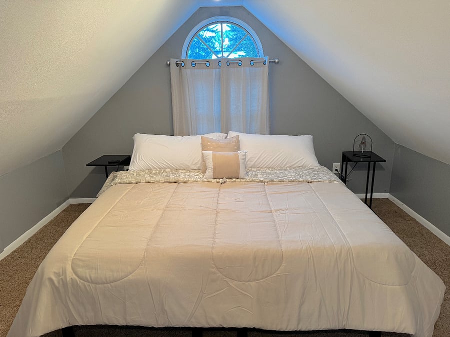 Furnished Finder property 702866_1 photo 3